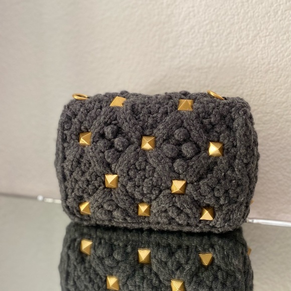 VALENTINO GARAVANI Medium Roman Stud Cashmere Shoulder Bag $3,150 - Picture 4 of 8